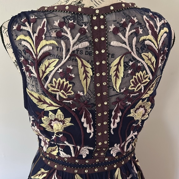 Anthropologie Moulinette Soeurs Embroidered Alicante Midi Dress Women's size 6 - Picture 8 of 11